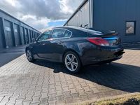 Gebraucht Opel Insignia 220 PS (161 kW) 2010 Schwarz Limousine