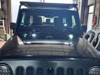 Gebraucht Jeep Wrangler Unlimited Sahara 284 PS (208 kW) 2013 Schwarz SUV