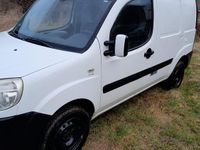 Gebraucht Fiat Doblò 75 PS (55 kW) 2009 Weiß Van / Kleinbus