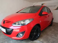 Gebraucht Mazda 2 Inclusive 102 PS (75 kW) 2014 Rot Limousine