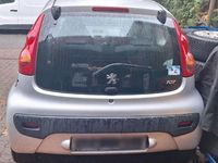 Gebraucht Peugeot 107 Urban Move 68 PS (50 kW) 2008 Silber Kleinwagen