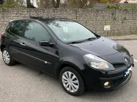 Używany Renault Clio III Initiale 101 KM (74 kW) 2008 Czarny Hatchback