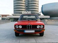 Gebraucht BMW 520 122 PS (89 kW) 1979 Rot Limousine
