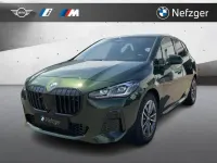 Gebraucht BMW 223 Active Tourer M Sport 204 PS (150 kW) 2022 Sanremo green metallic Van / Kleinbus