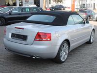 Gebraucht Audi A4 Cabriolet 140 PS (102 kW) 2009 Silbermetallic (metallic) Cabrio