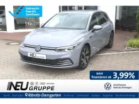 Gebraucht VW Golf VIII Style 131 PS (96 kW) 2024 Grau Limousine