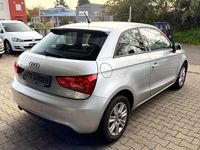 Gebraucht Audi A1 Attraction 86 PS (63 kW) 2012 Silber Kleinwagen