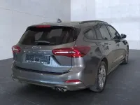 Gebraucht Ford Focus ST-Line 120 PS (88 kW) 2023 Magneticgrau (metallic) Kombi