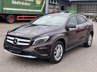 Gebraucht Mercedes GLA220 170 PS (125 kW) 2015 Braun SUV