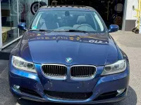 Gebraucht BMW 320 Basis 184 PS (135 kW) 2010 Blau Limousine