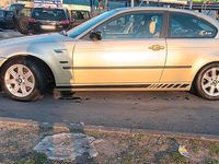 Gebraucht BMW 318 143 PS (105 kW) 2002 Gold Coupé