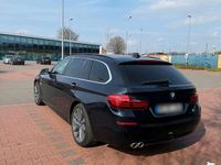 Gebraucht BMW 530 258 PS (189 kW) 2014 Blau Kombi