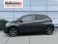 Gebraucht Toyota Aygo X-clusiv 72 PS (52 kW) 2019 Rauchgrau mica Kleinwagen