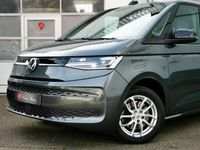 Gebraucht VW Multivan 136 PS (100 kW) 2022 Grau (indiumgrau) Van
