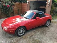 Second-hand Mazda MX5 131 CP (96 kW) 1994 Roșu Cabrio