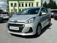 Gebraucht Hyundai i10 Trend 67 PS (49 kW) 2017 Sleek silver / met Kleinwagen