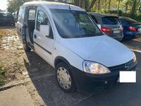 Gebraucht Opel Combo 94 PS (69 kW) 2008 Casabl/arctic/eisweiss/kaolin Van / Kleinbus