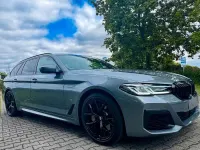 Gebraucht BMW 530 M Sport 245 PS (180 kW) 2023 Grau Kombi