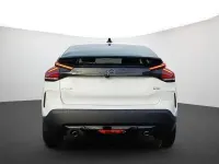 Używany Citroën C4 Feel 131 KM (96 kW) 2023 Biały Sedan/Limuzyna