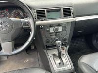 Gebraucht Opel Signum Edition+ 150 PS (110 kW) 2008 Schwarz Kleinwagen