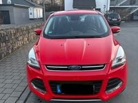 Gebraucht Ford Kuga SYNC Edition 120 PS (88 kW) 2015 Rot SUV