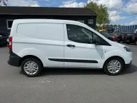 Używany Ford Transit 75 KM (55 kW) 2022 Biały Minivan