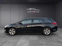 Gebraucht Hyundai i40 Edition 136 PS (100 kW) 2015 Schwarz Kombi