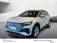 Gebraucht Audi Q4 e-tron Ambiente 125 kW (170 PS) 2023 Gletscherweiß metallic SUV