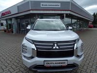 Gebraucht Mitsubishi Outlander P-HEV Top 136 PS (100 kW) 2025 Titan weiß SUV