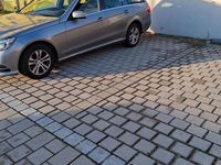 Gebraucht Mercedes E220 170 PS (125 kW) 2014 Grau Kombi