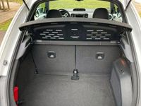 Gebraucht VW Beetle Cup 160 PS (117 kW) 2014 Weiß Kleinwagen