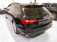 Gebraucht Audi A4 Basis 150 PS (110 kW) 2023 Mythosschwarz metallic Kombi