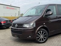 Gebraucht VW Multivan 140 PS (102 kW) 2013 Violett Van / Kleinbus