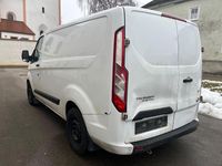 Gebraucht Ford Transit Custom 131 PS (96 kW) 2018 Weiß Van / Kleinbus