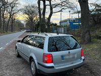 Second-hand VW Passat 101 CP (74 kW) 2003 Argintiu Break