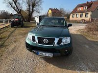 Gebraucht Nissan Navara 190 PS (139 kW) 2015 Grün Pickup