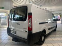 Gebraucht Peugeot Expert 128 PS (94 kW) 2016 Weiß Van