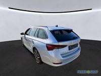 Gebraucht Skoda Octavia Clever 150 PS (110 kW) 2022 Brilliantsilber metallic Kombi