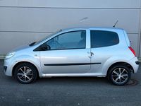 Gebraucht Renault Twingo 58 PS (42 kW) 2007 Silber Kleinwagen