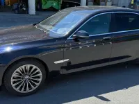 Gebraucht BMW 750 330 PS (242 kW) 2013 Schwarz Limousine