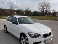 Gebraucht BMW 116 116 PS (85 kW) 2012 Weiß Kleinwagen
