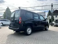 Neu Fiat Doblò 131 PS (96 kW) 2026 Cinema schwarz metallic Van / Kleinbus