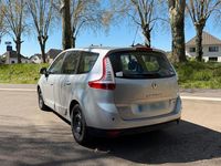 Gebraucht Renault Scénic III 110 PS (80 kW) 2013 Grau SUV