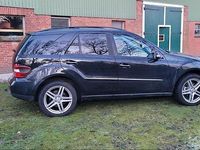 Gebraucht Mercedes ML320 224 PS (164 kW) 2007 Schwarz SUV
