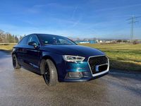 Gebraucht Audi A3 Design 150 PS (110 kW) 2018 Blau Limousine