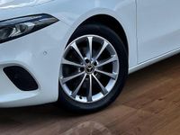 Gebraucht Mercedes A180 116 PS (85 kW) 2019