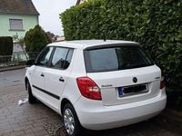 Gebraucht Skoda Fabia Cool Edition 86 PS (63 kW) 2014 Weiß Kleinwagen