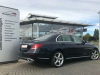 Gebraucht Mercedes E350 Exclusive 258 PS (189 kW) 2016 Grün metallic Limousine