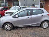 Gebraucht Mazda 2 Independence 75 PS (55 kW) 2010 Silber Kleinwagen