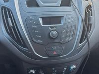 Gebraucht Ford Tourneo Courier Titanium 101 PS (74 kW) 2015 Weiß Van / Kleinbus